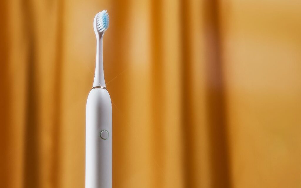 Electric Toothbrush Technique for Receding Gums
